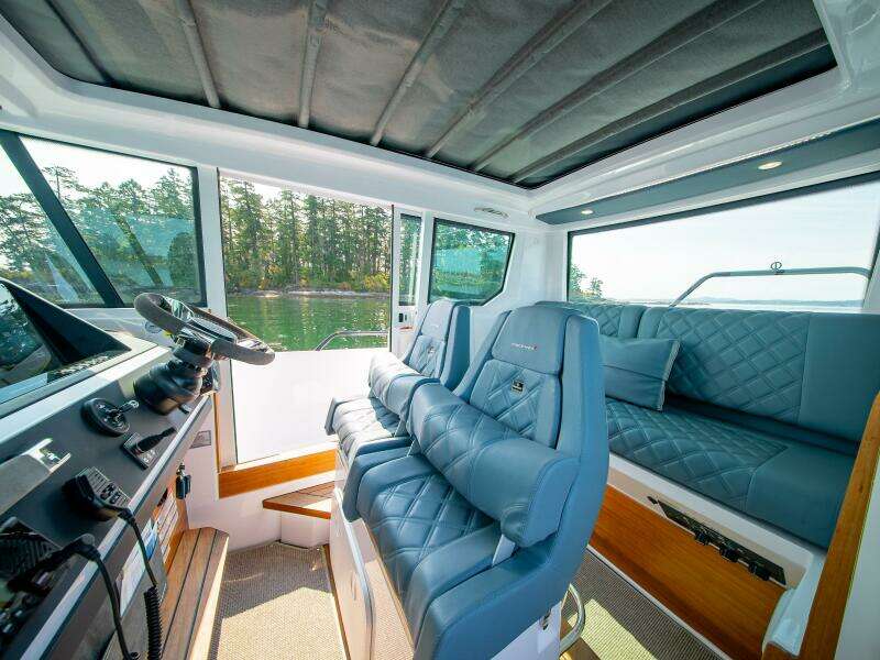 28ft Axopar Yacht For Sale