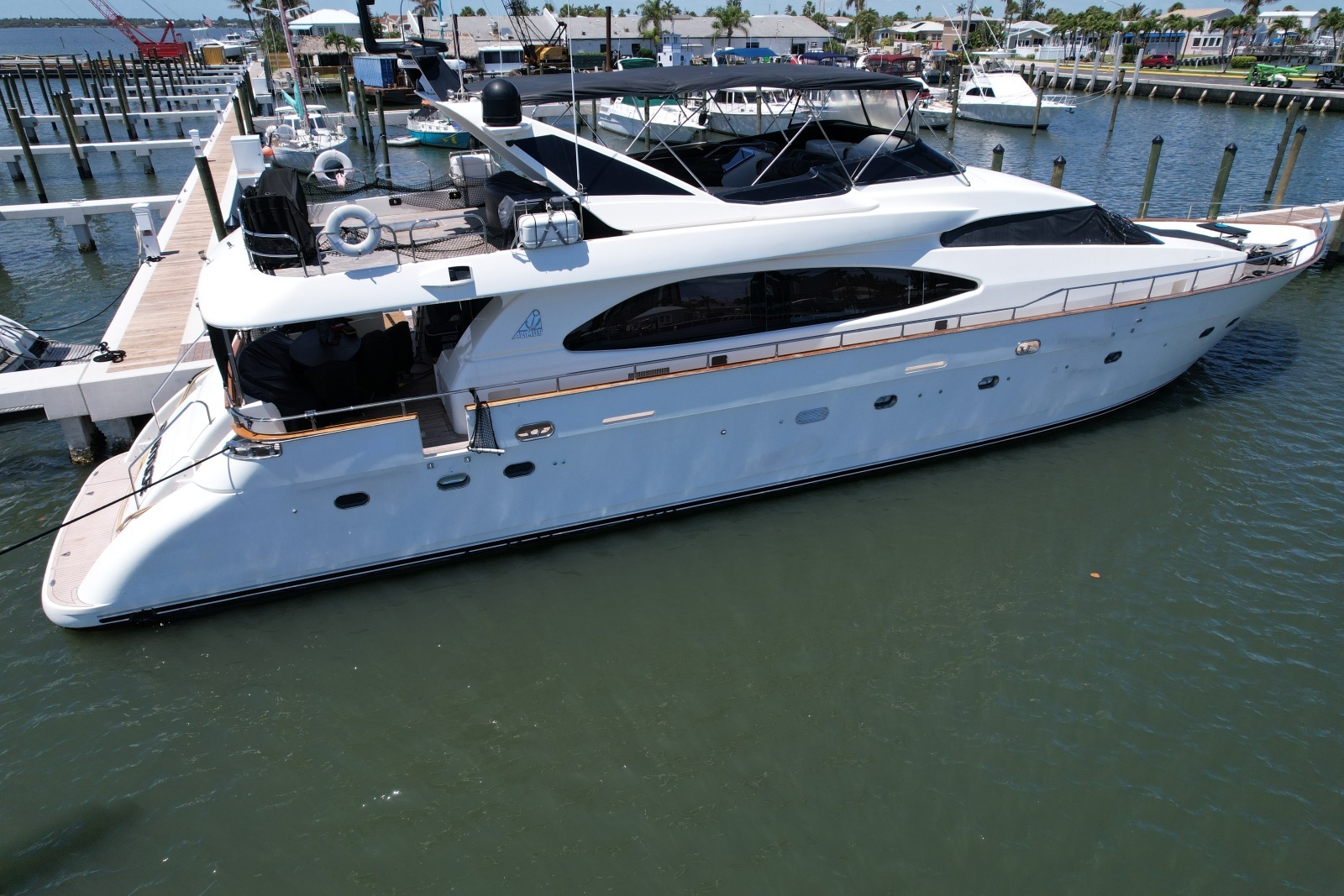 1999 Azimut 