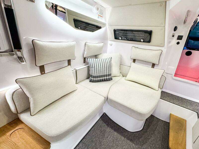 37ft Axopar Yacht For Sale