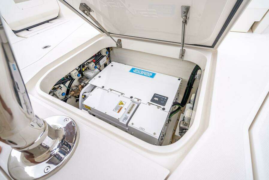 42ft SeaVee Yacht For Sale