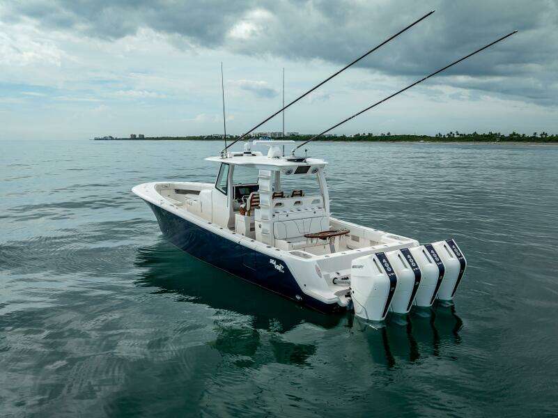 42ft SeaVee Yacht For Sale