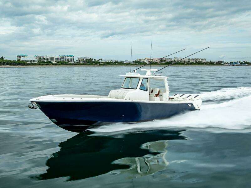 42ft SeaVee Yacht For Sale
