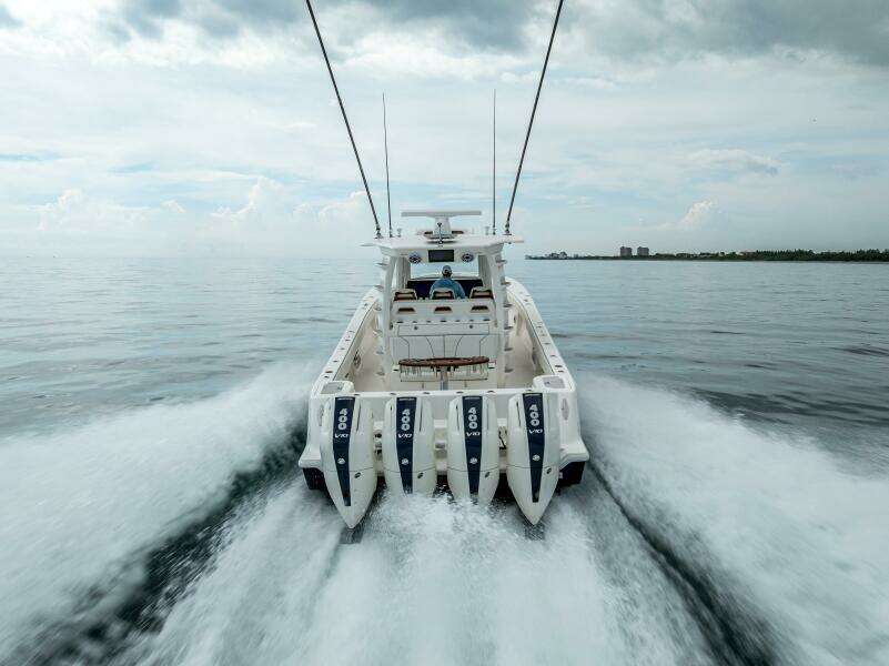 42ft SeaVee Yacht For Sale