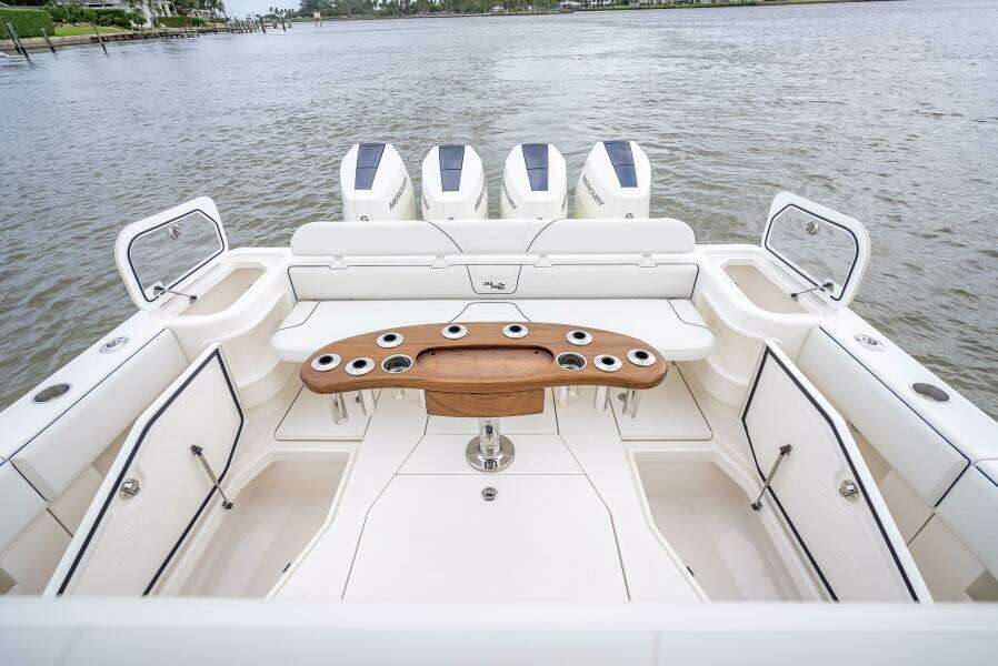 42ft SeaVee Yacht For Sale