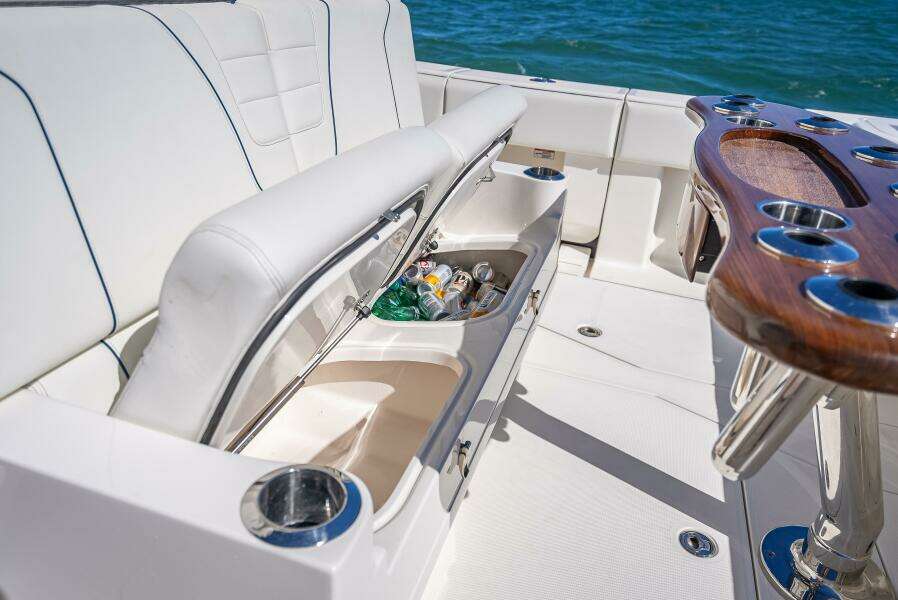 42ft SeaVee Yacht For Sale