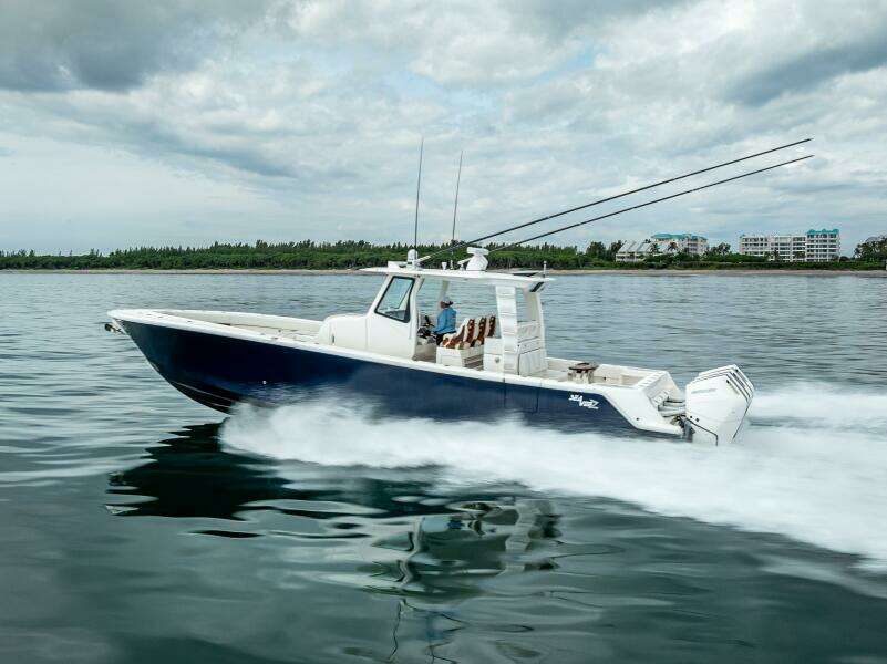 42ft SeaVee Yacht For Sale