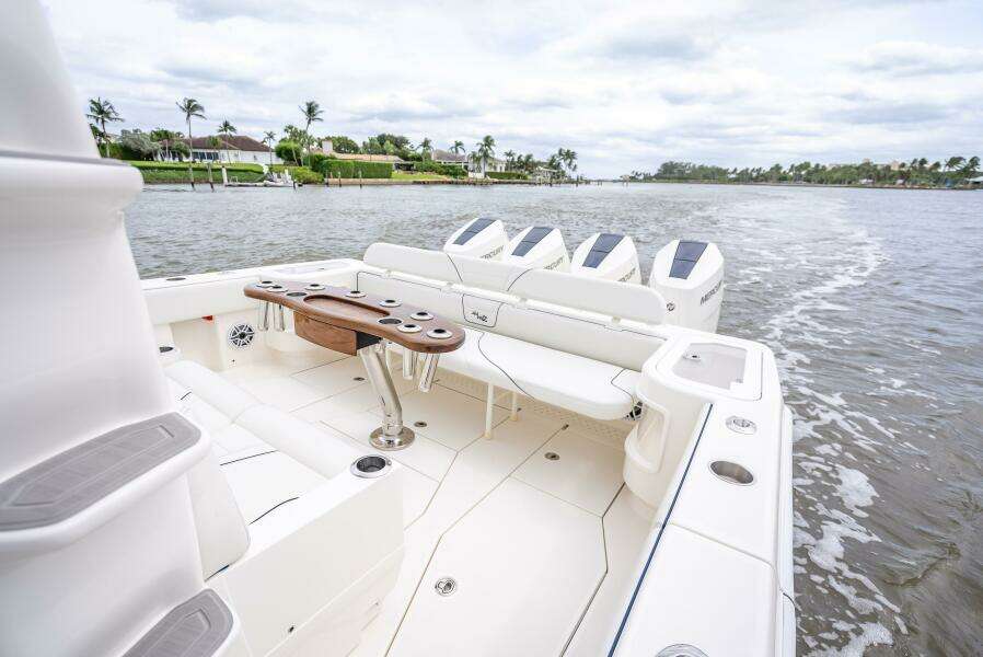42ft SeaVee Yacht For Sale