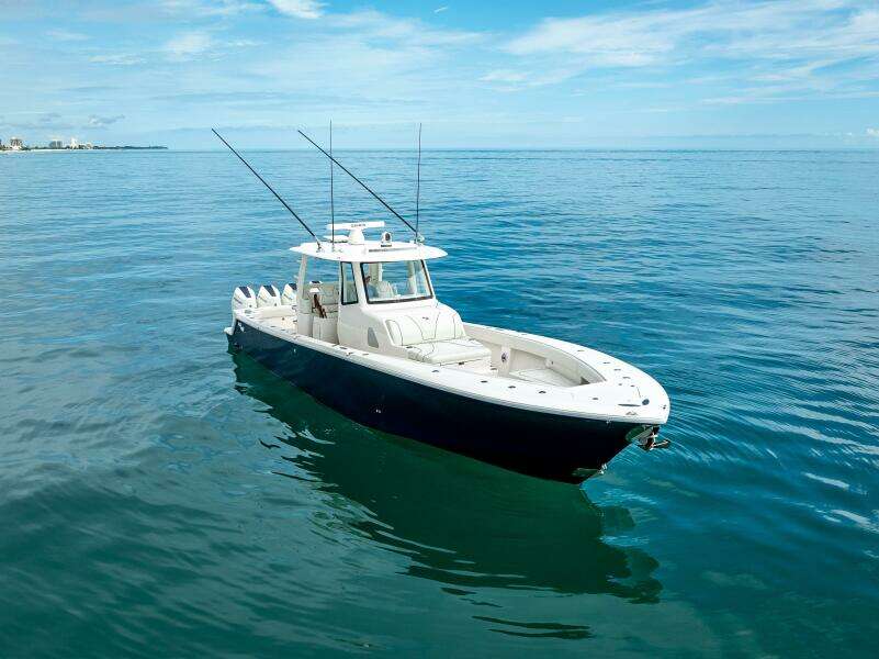 42ft SeaVee Yacht For Sale