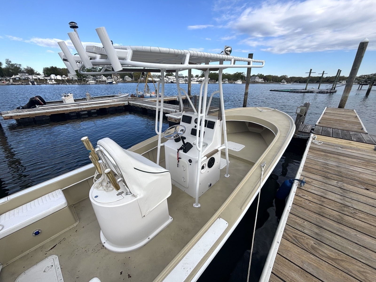 23ft Mako Yacht For Sale