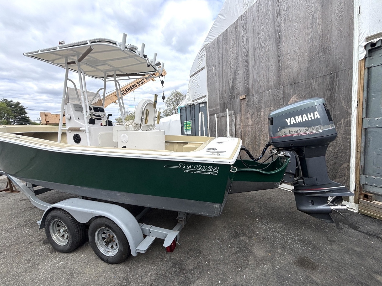 23ft Mako Yacht For Sale