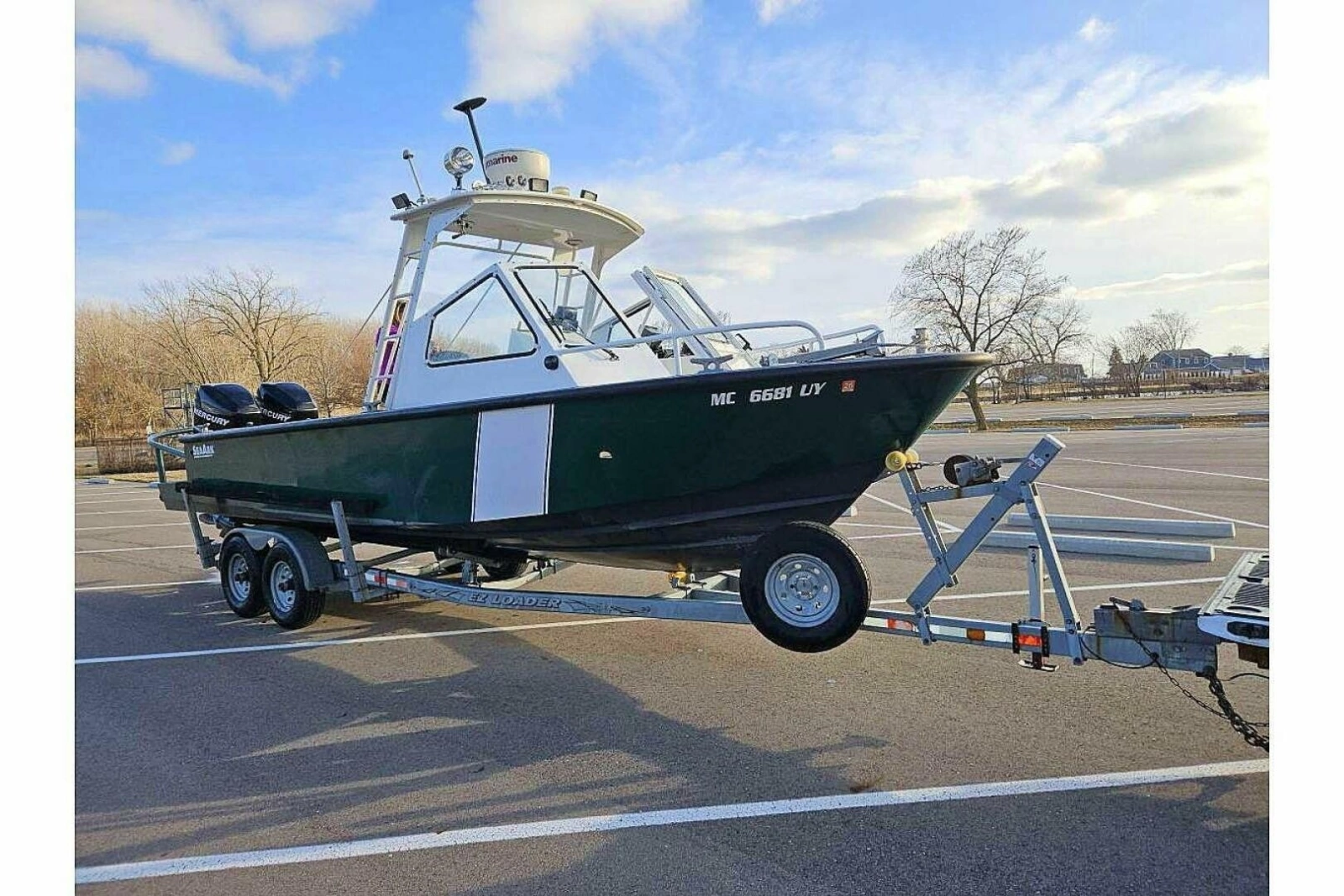 2002 SeaArk 25 V Commander SAMA 1365