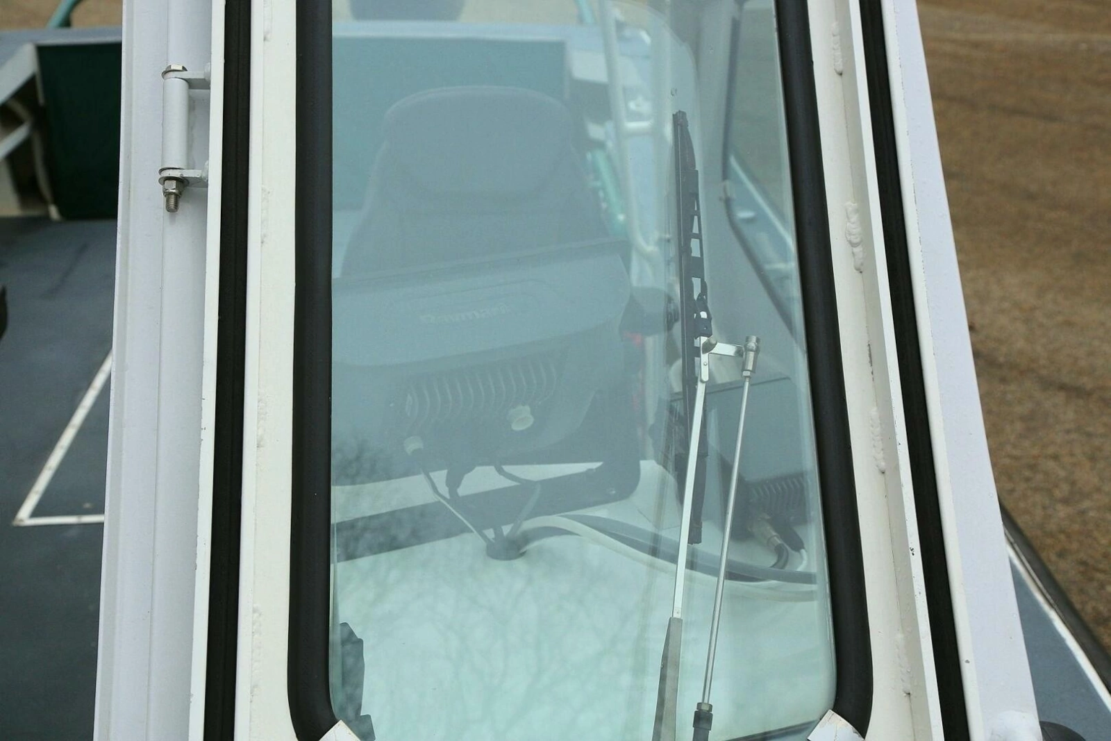 2002 SeaArk 25 V Commander SAMA 1365