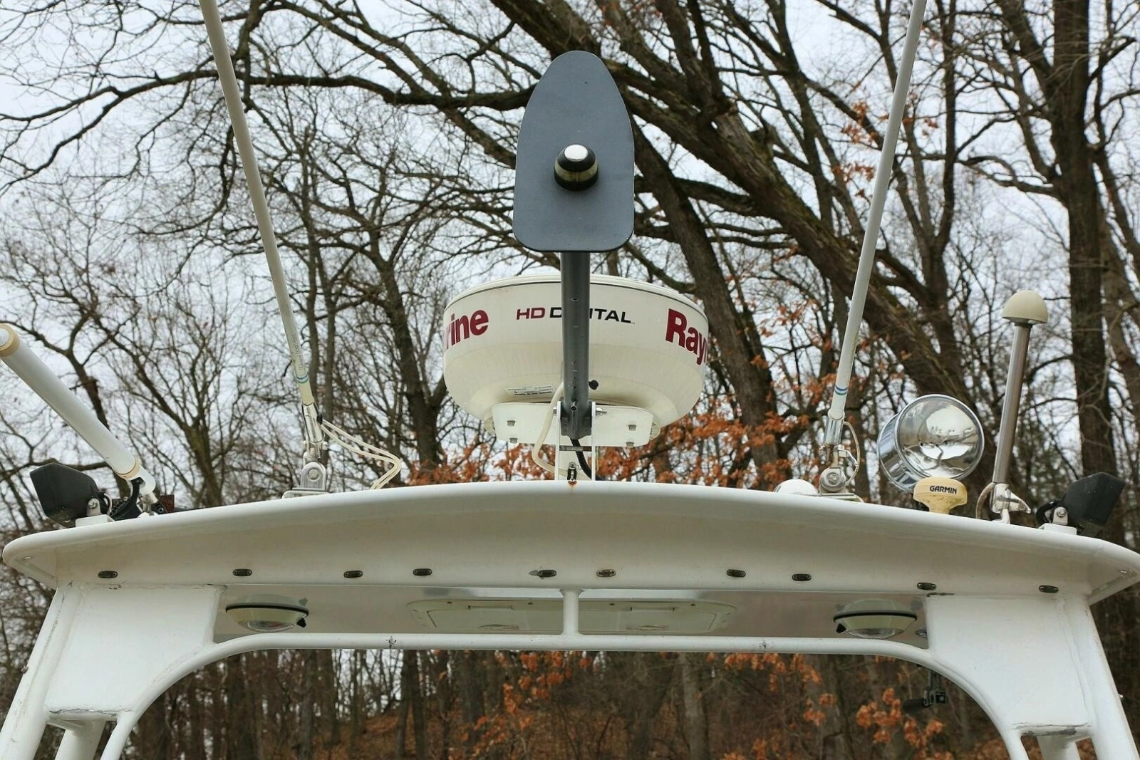 2002 SeaArk 25 V Commander SAMA 1365