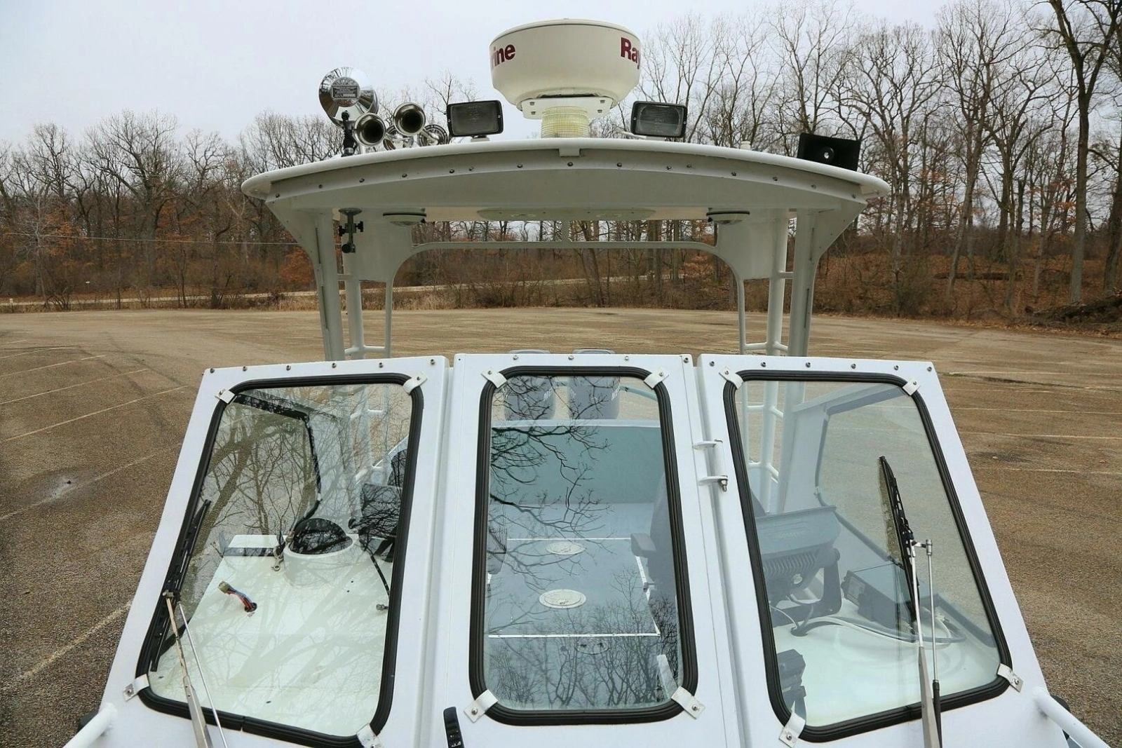 2002 SeaArk 25 V Commander SAMA 1365