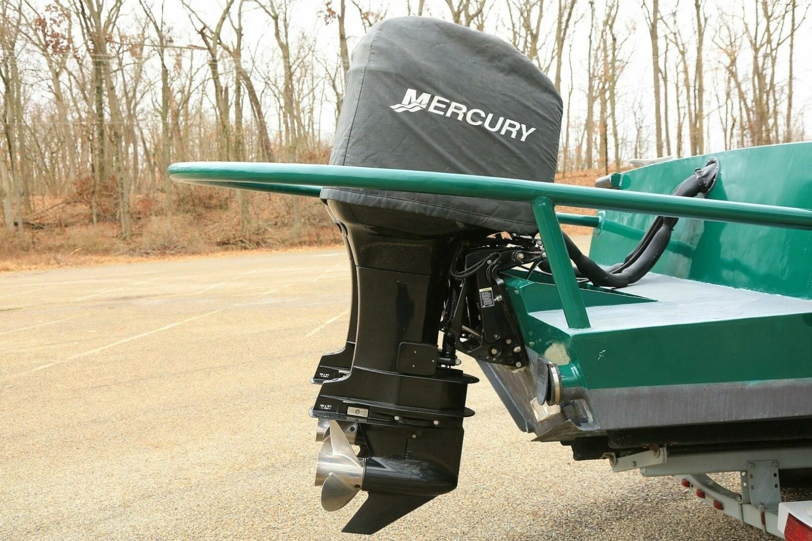 2002 SeaArk 25 V Commander SAMA 1365