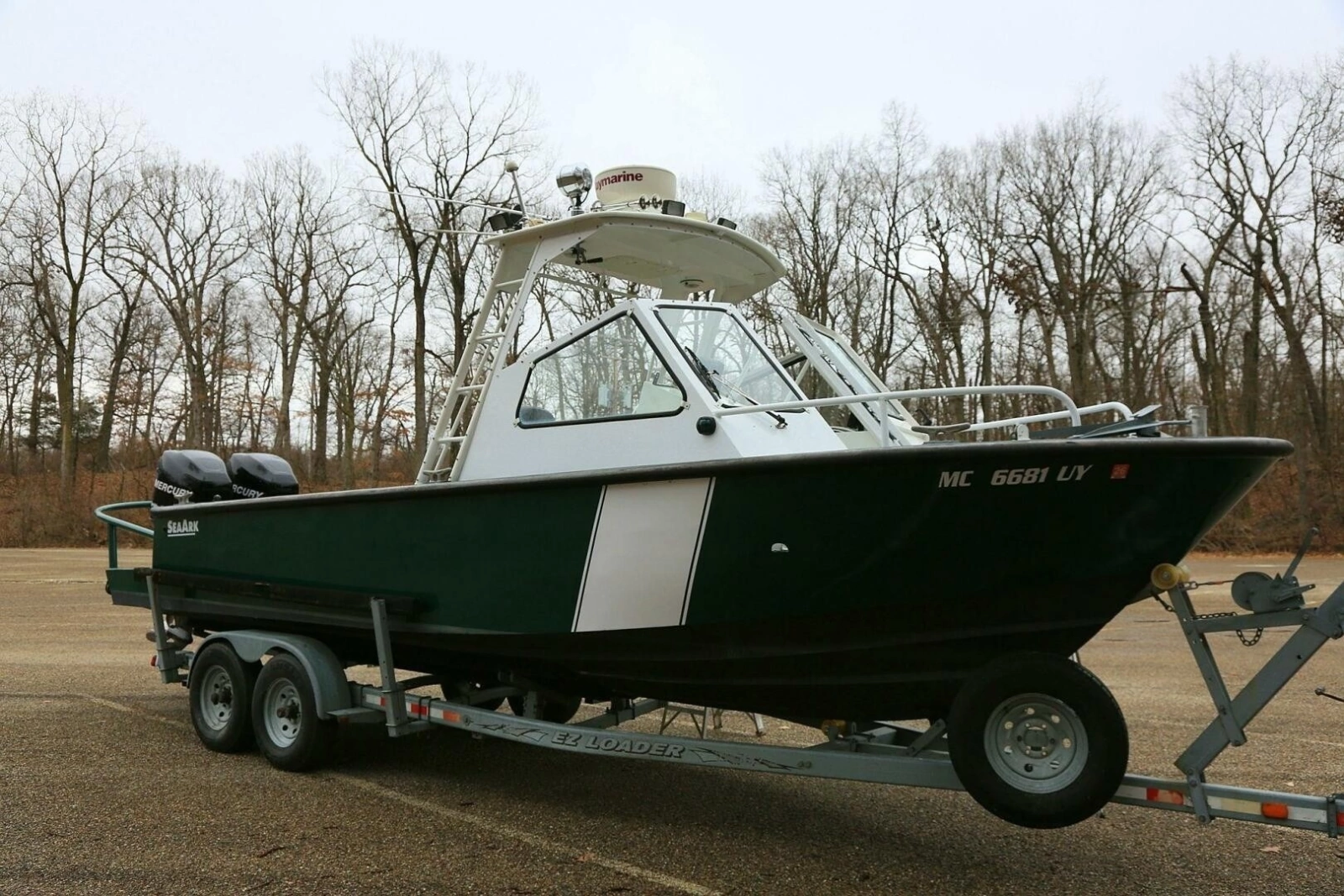 2002 SeaArk 25 V Commander SAMA 1365