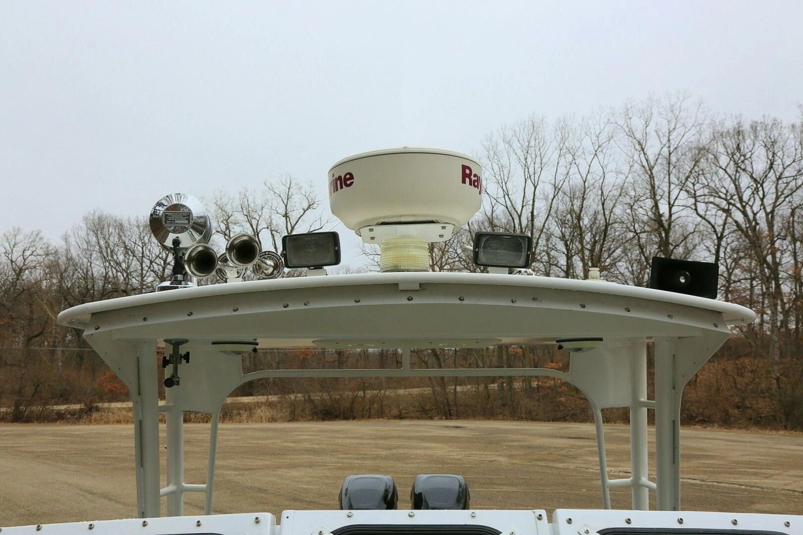 2002 SeaArk 25 V Commander SAMA 1365