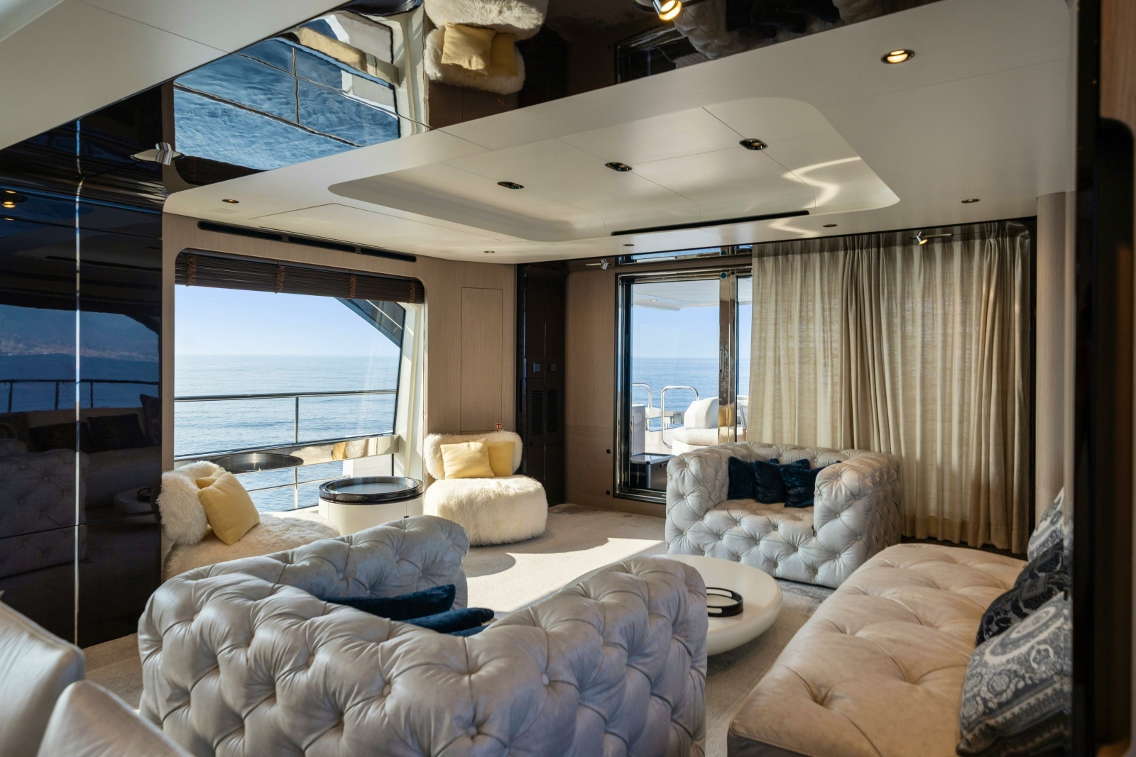 CHILLIN rsquo  88ft Azimut Yacht For Sale