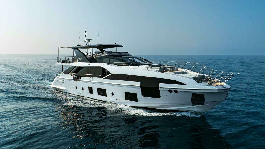 CHILLIN rsquo  88ft Azimut Yacht For Sale