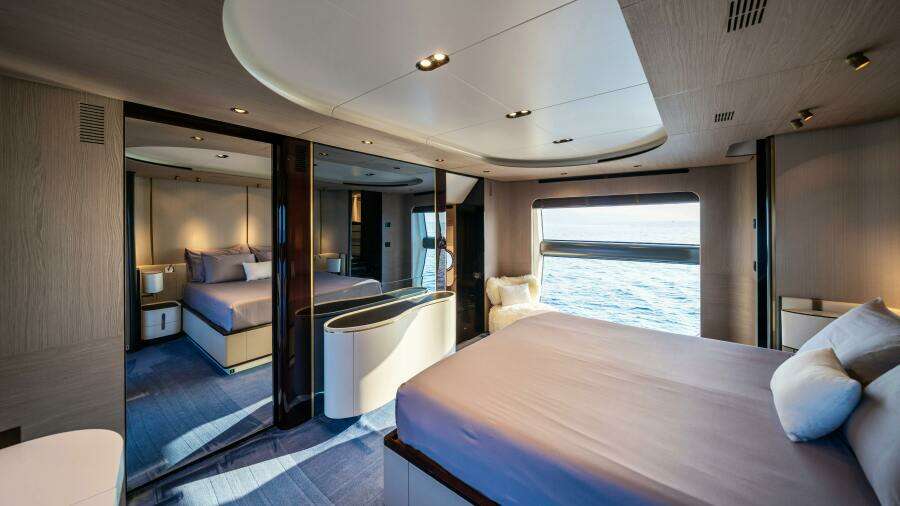 CHILLIN rsquo  88ft Azimut Yacht For Sale