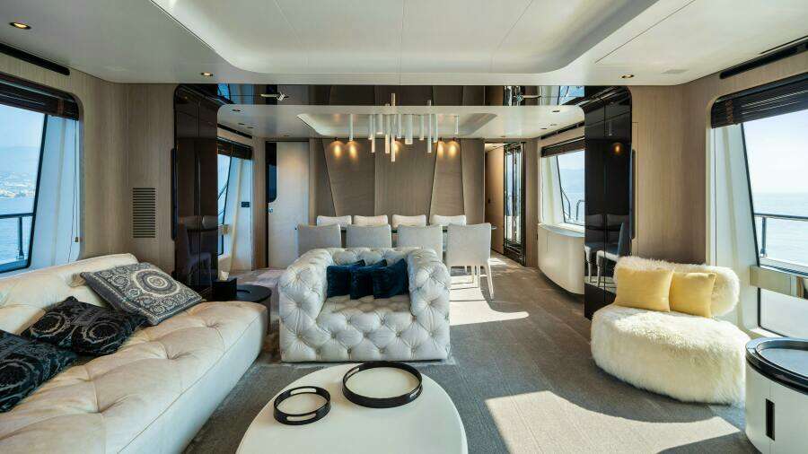 CHILLIN rsquo  88ft Azimut Yacht For Sale
