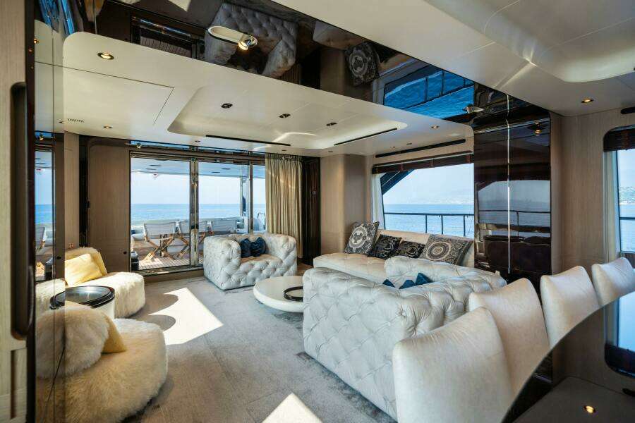 CHILLIN rsquo  88ft Azimut Yacht For Sale