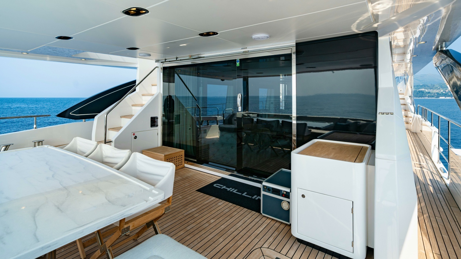 CHILLIN rsquo  88ft Azimut Yacht For Sale