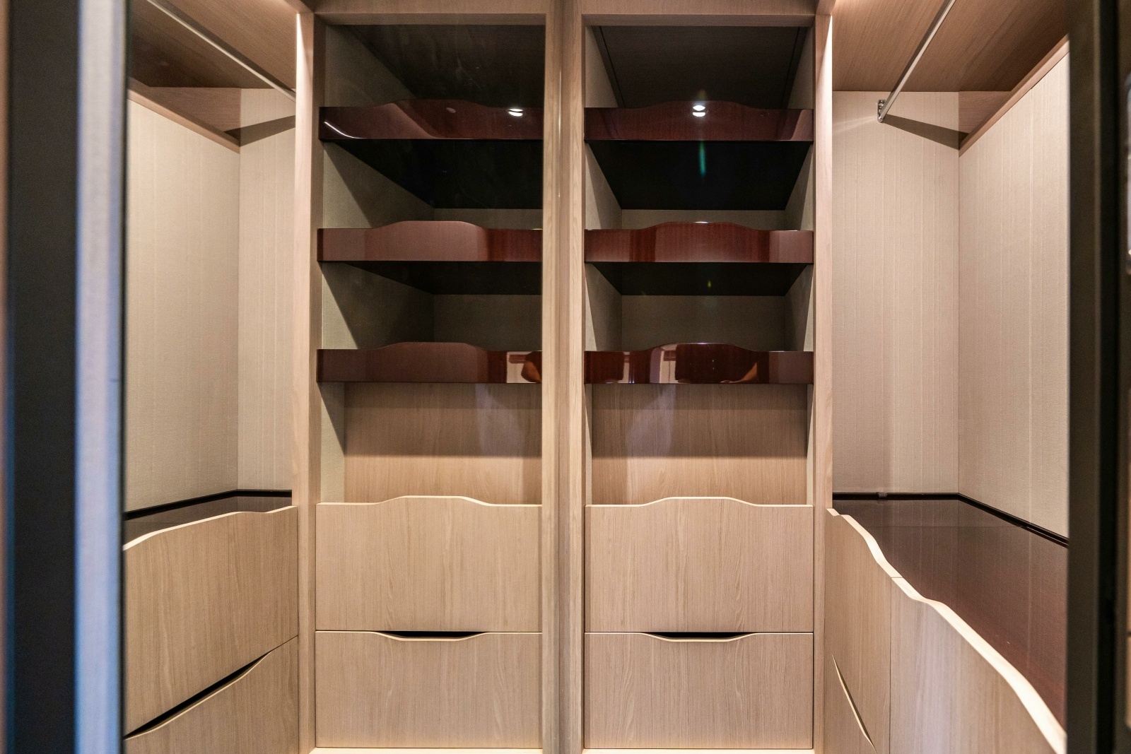 CHILLIN rsquo  88ft Azimut Yacht For Sale