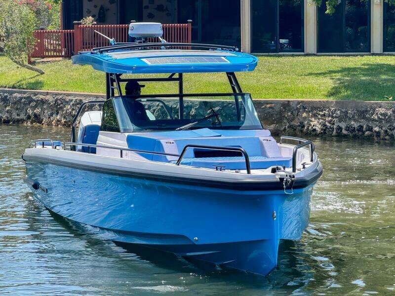 37ft Axopar Yacht For Sale