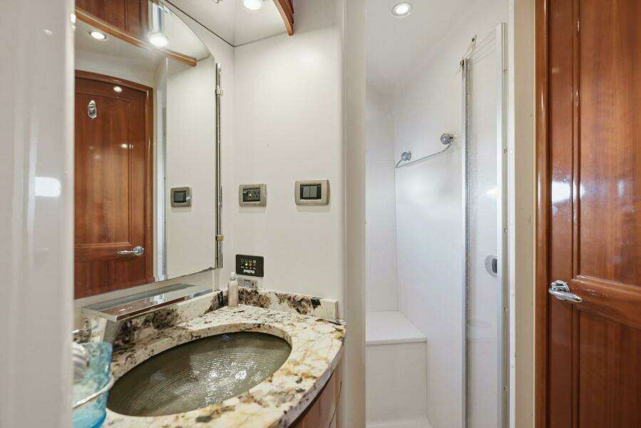 Endymion 56ft Carver Yacht For Sale