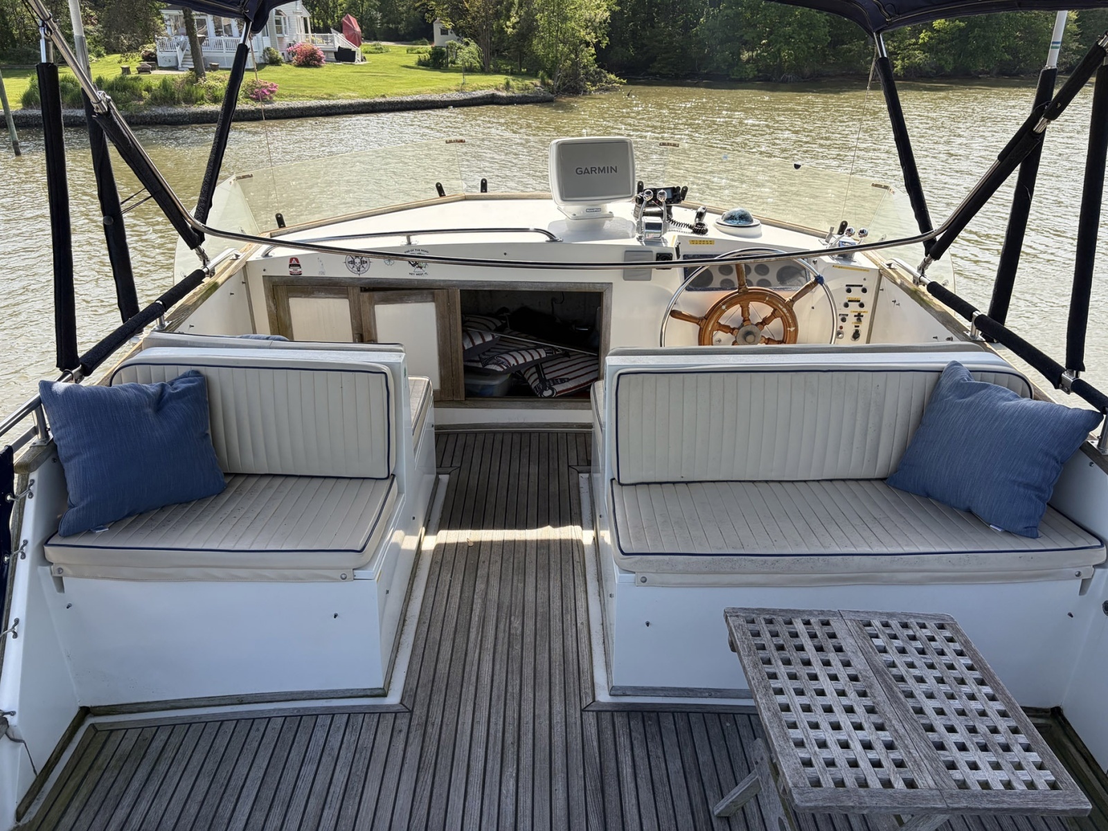 1986 Grand Banks Classic