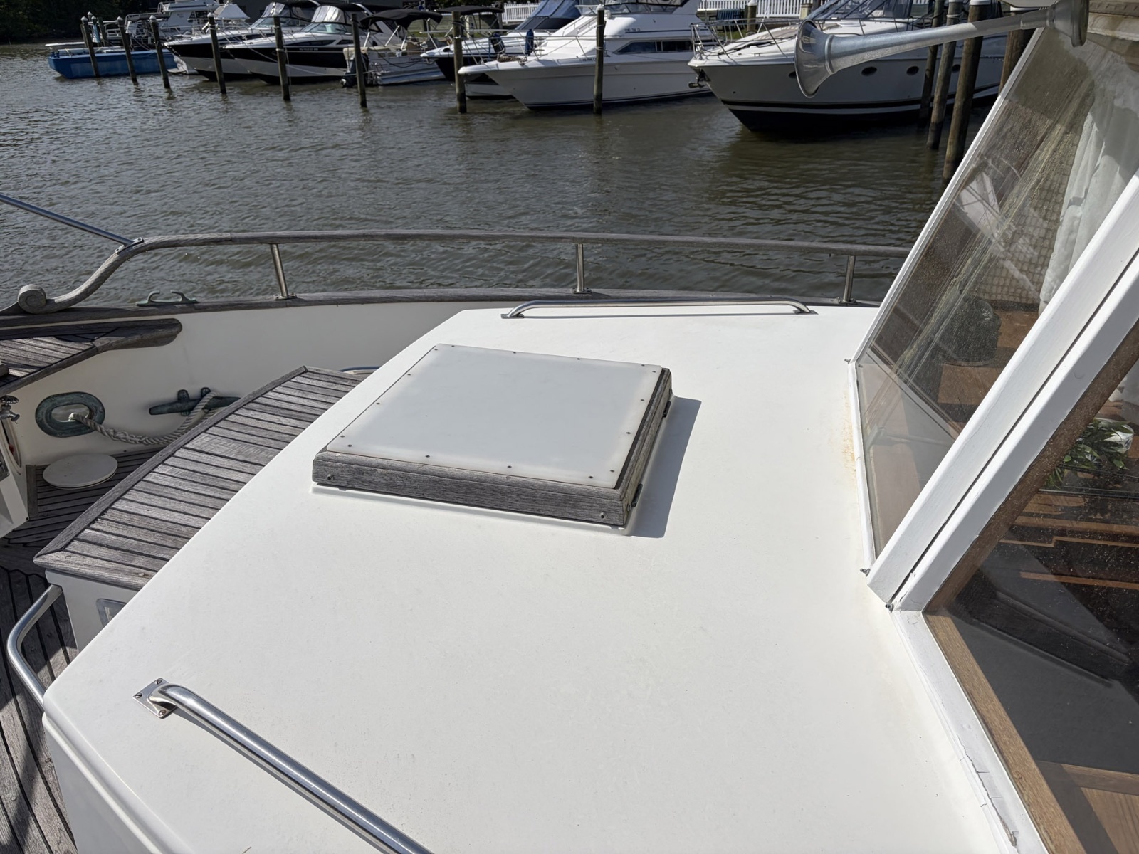 1986 Grand Banks Classic