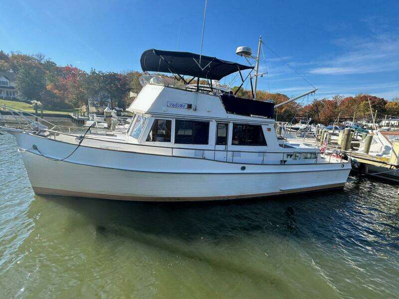Radius 42ft Grand Banks Yacht For Sale