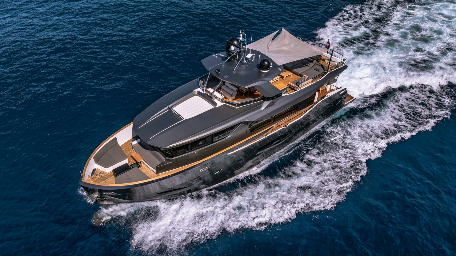 84' 2021 Numarine Numarine 26XP