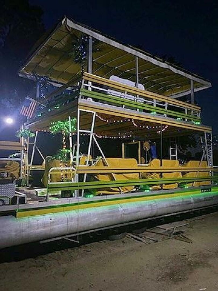 2008 Crest 35 Double Decker