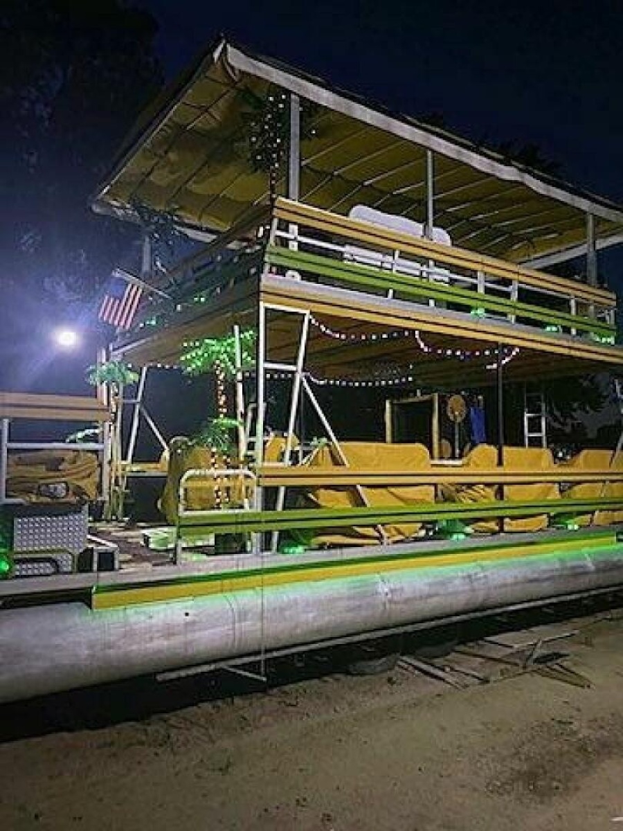 2008 Crest 35 Double Decker
