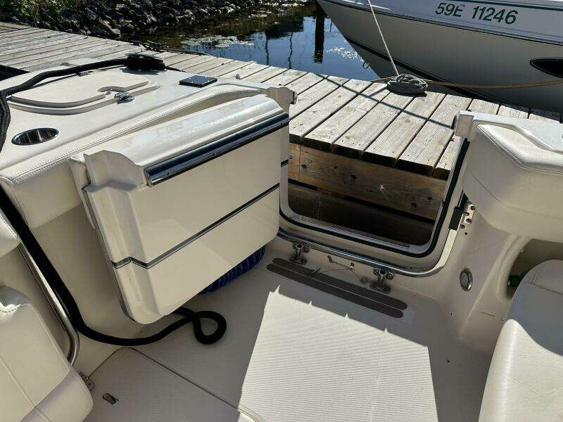 30ft Grady White Yacht For Sale