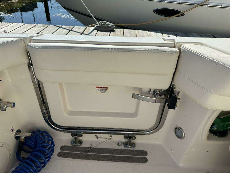 30ft Grady White Yacht For Sale
