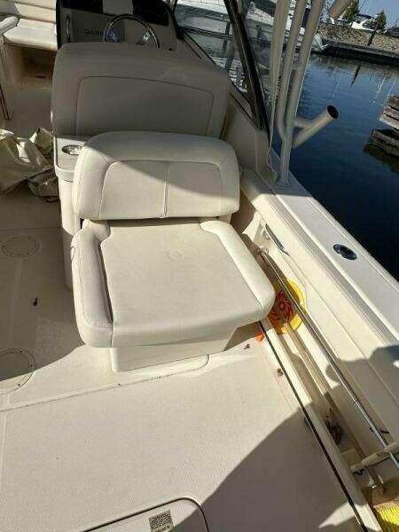 30ft Grady White Yacht For Sale