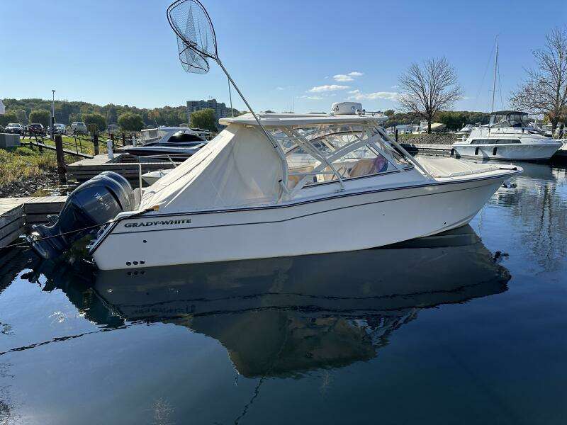 30ft Grady White Yacht For Sale