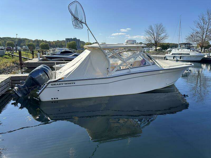 30ft Grady White Yacht For Sale