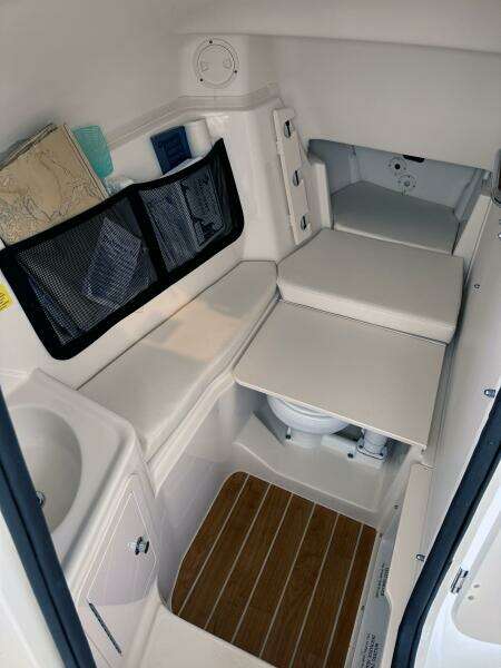 30ft Grady White Yacht For Sale