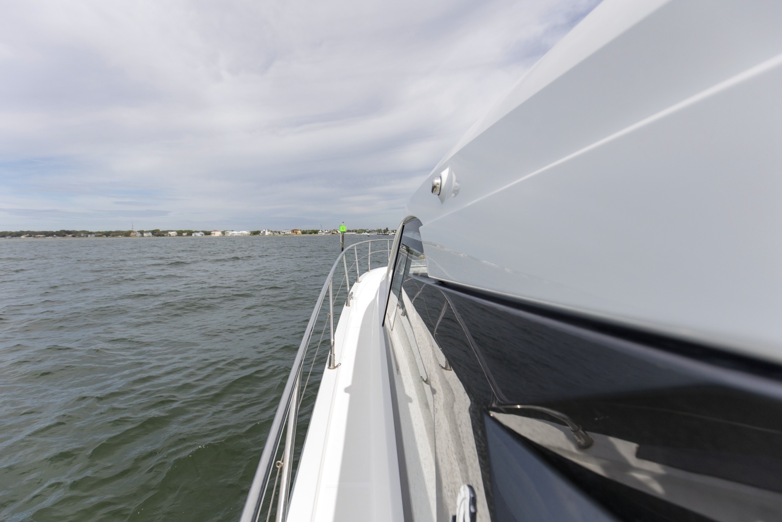 2022 Beneteau 41 Grand Turismo War Downs Eagle Topside (4)