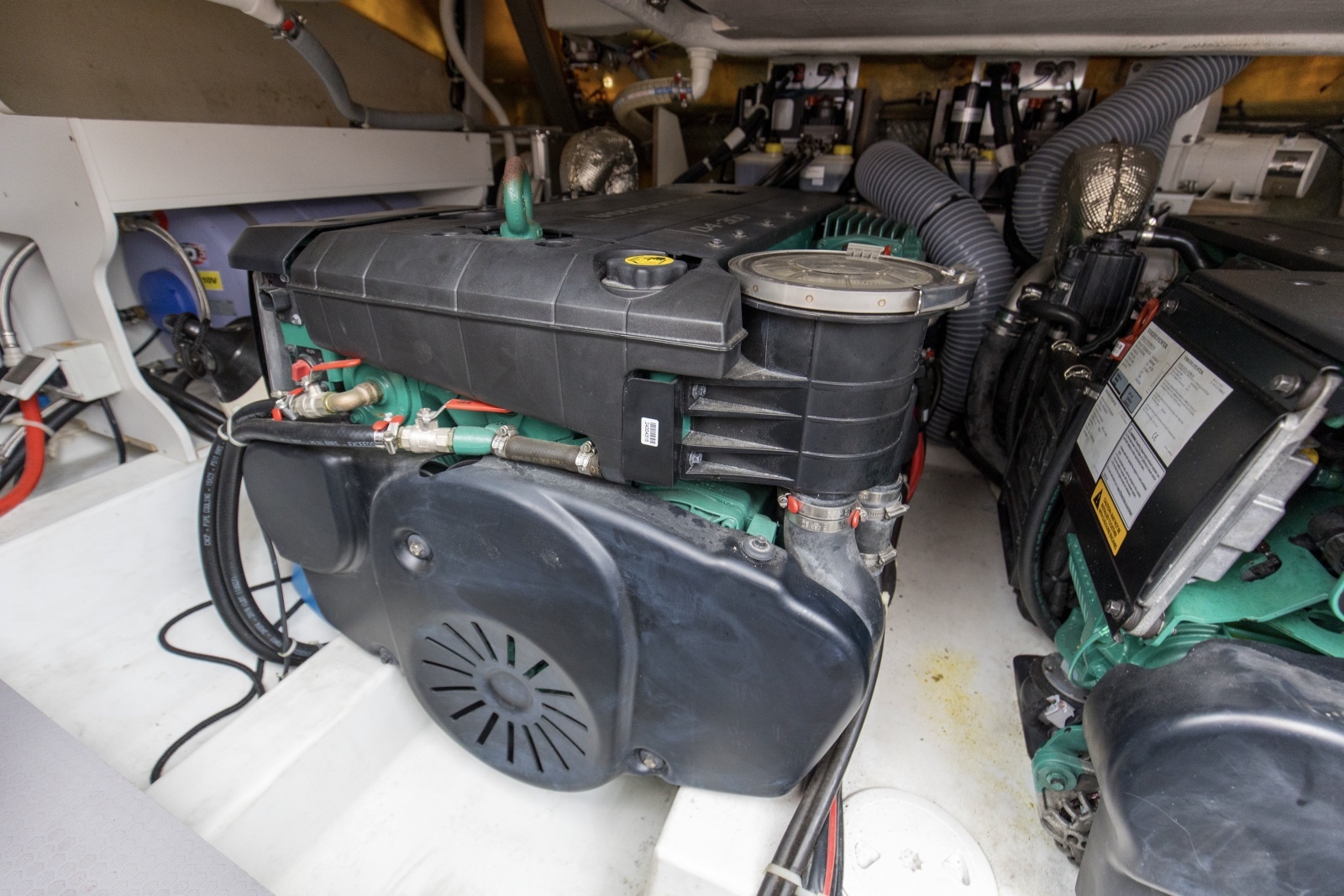 2022 Beneteau 41 Grand Turismo War Downs Eagle Mechanical (2)