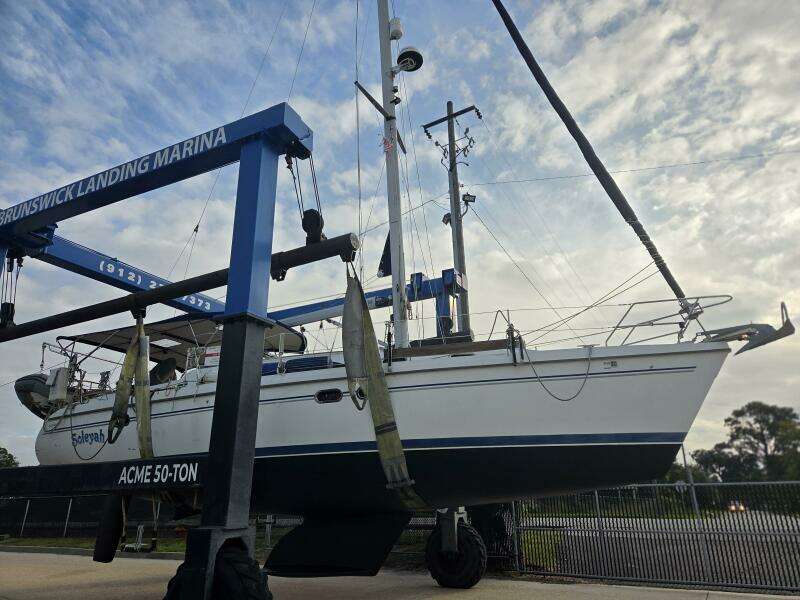 Soleyah 39ft Catalina Yacht For Sale
