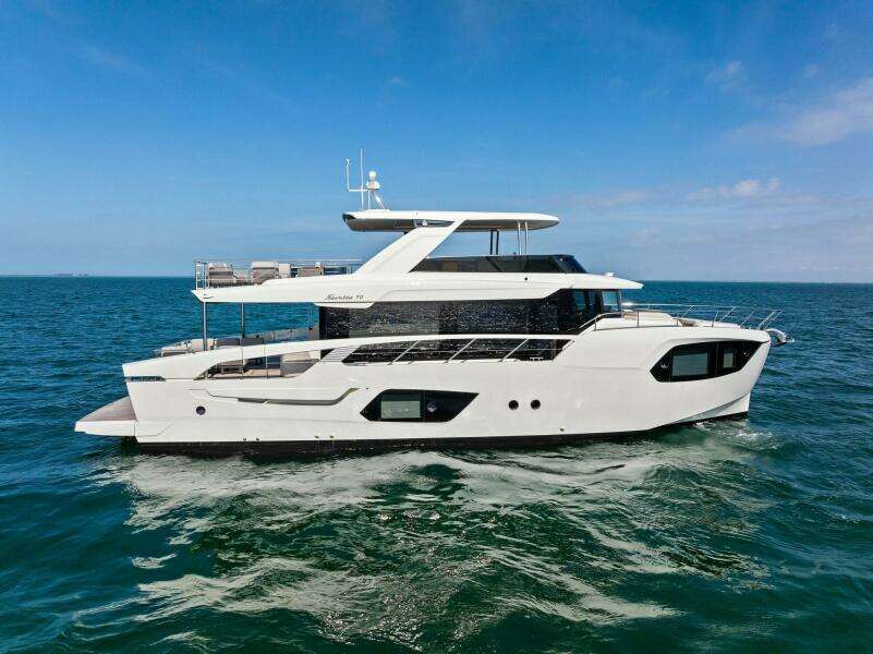 2026 Absolute 70 Navetta - Profile