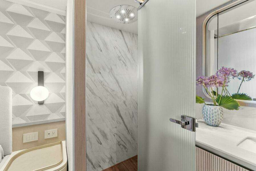 2026 Absolute 70 Navetta - Head