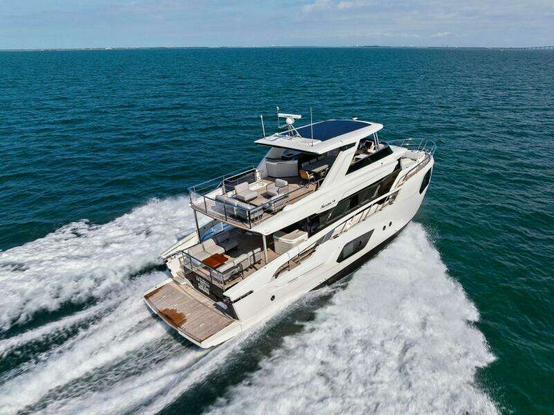 2026 Absolute 70 Navetta - Profile