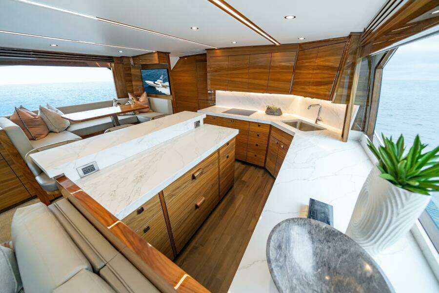 2025 74 Viking Yacht Convertible