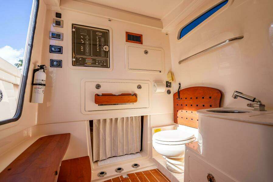 Another Toy 33ft Grady White Yacht For Sale